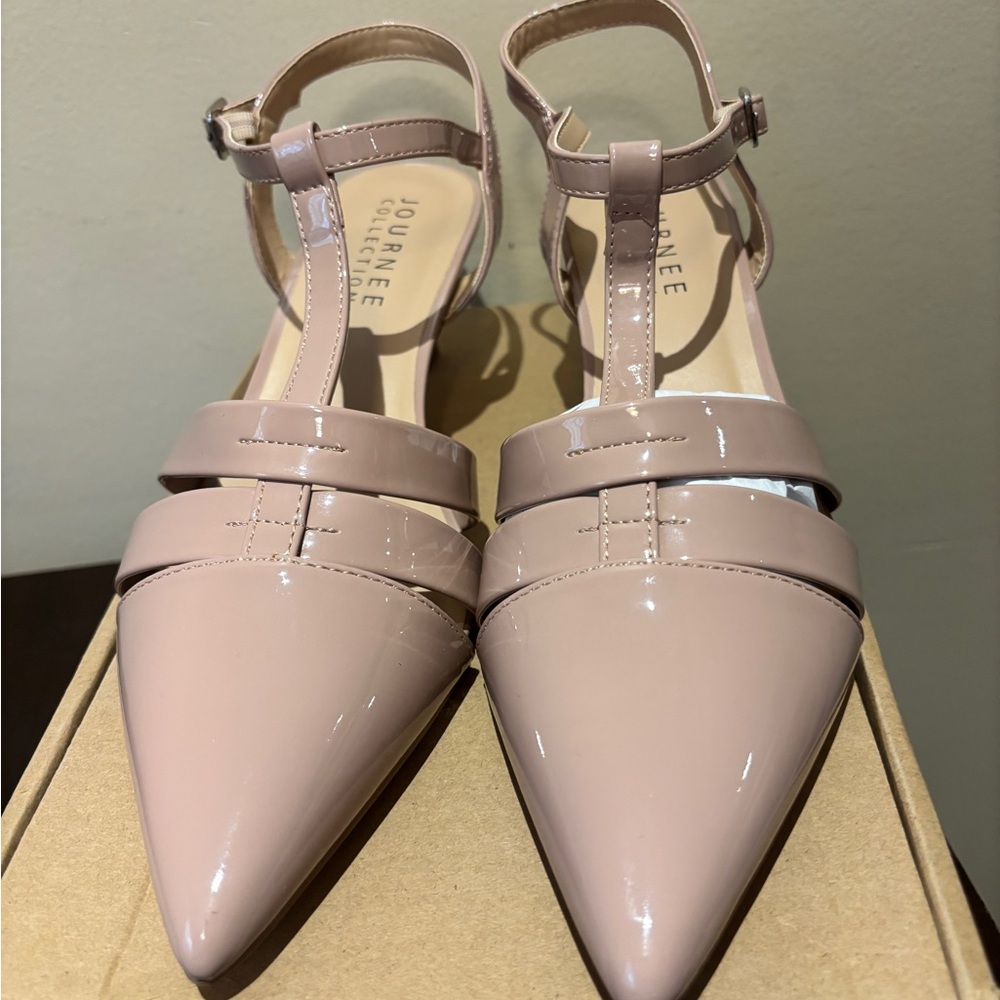 Journee Collection Jazlynn Pumps